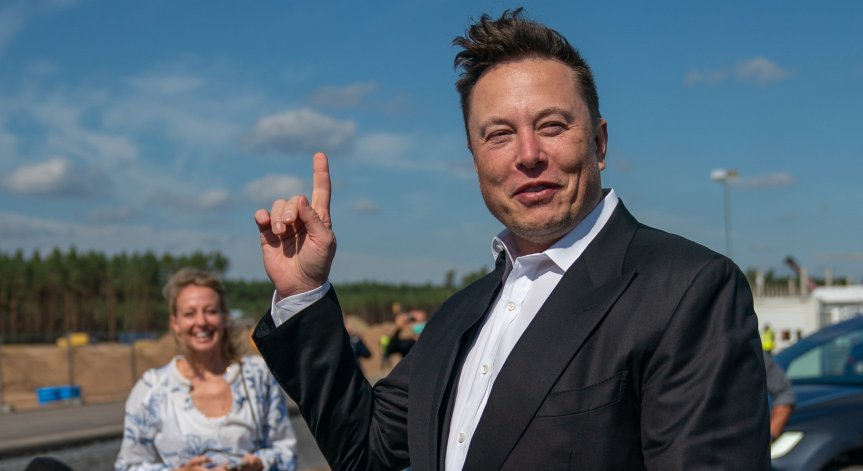 Доджкойн се срина, след като Мъск го определи като 