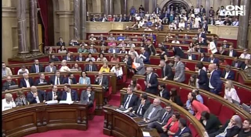 Лидерът на Каталуния зове Мадрид за посредничество