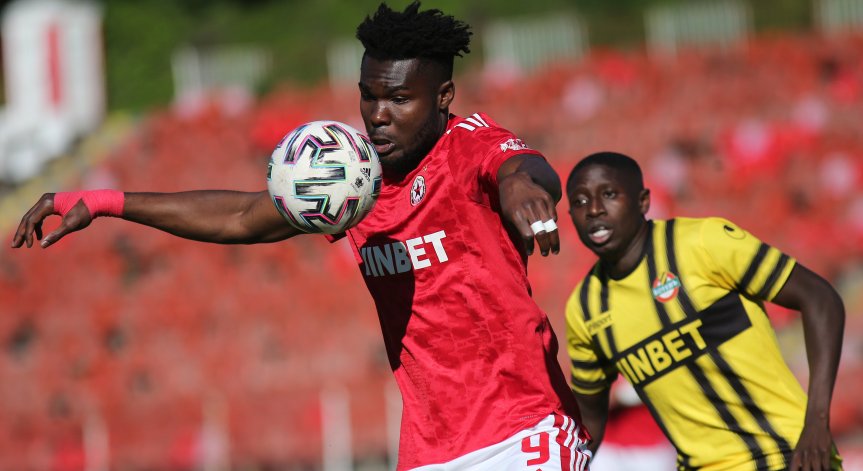 В Еквадор обявиха трансфера на Кайседо във 