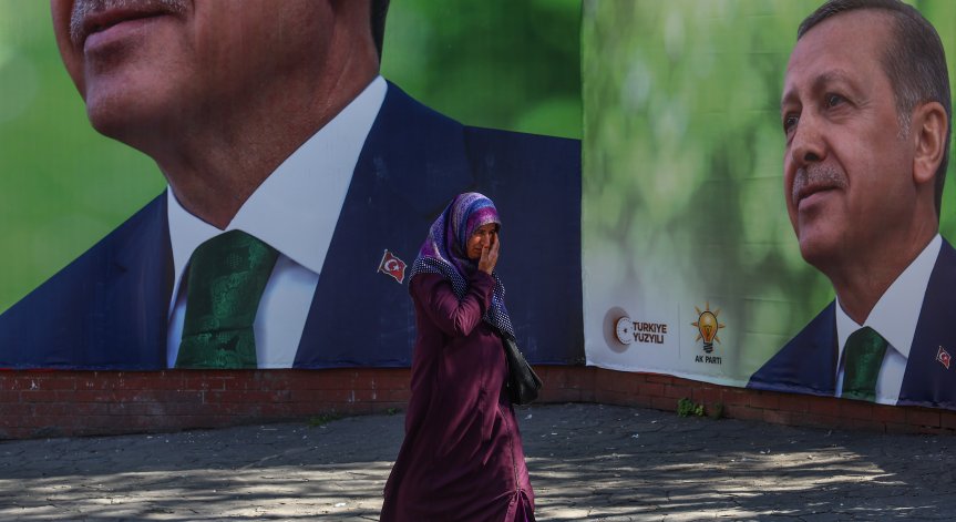 Ердоган се появи за първи път след дни наред на спекулации за здравето му