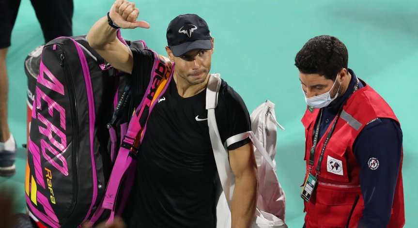 Надал: Заразен съм с коронавирус, изолирал съм се вкъщи