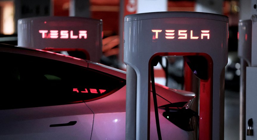 Сериозен спад в цените на Tesla автомобили.