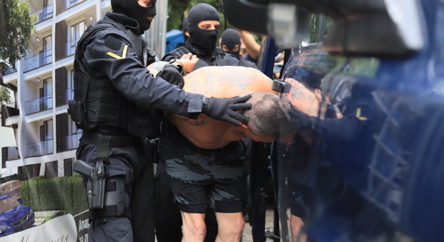 Съдят арестувания вчера Руснака за опит за кражба на автомобил