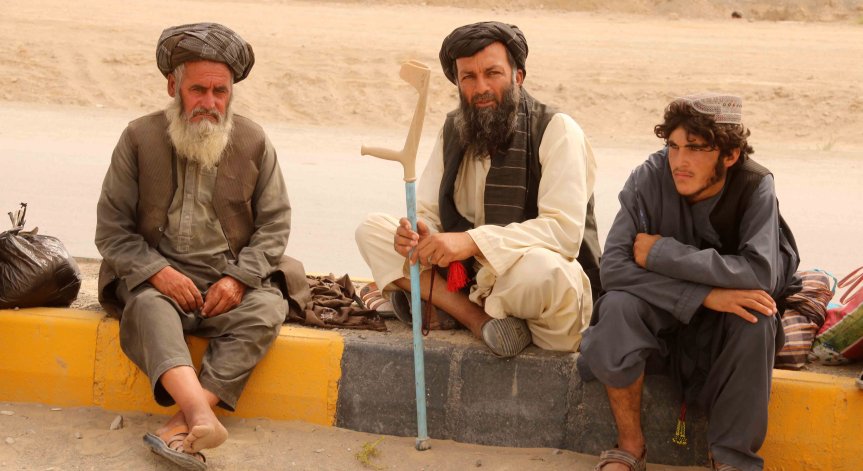 Талибаните забраниха алкохола и дрогата в Афганистан