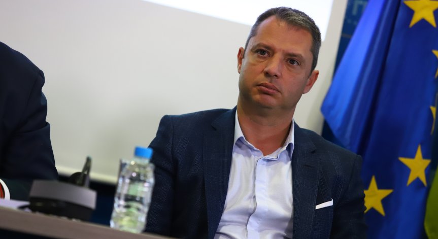 ГЕРБ внася 7 антикризисни мерки, Добрев: Няма да струват нито лев на държавата