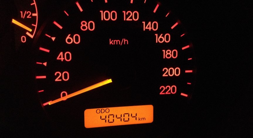 СОС обсъжда забрана за влизане на стари коли в центъра на София