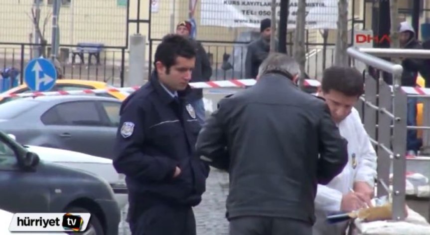 Обезвредиха бомба пред мол в Истанбул