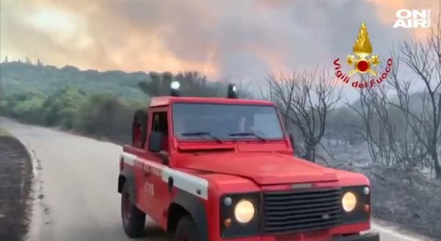 Голям горски пожар избухна на остров Сардиния