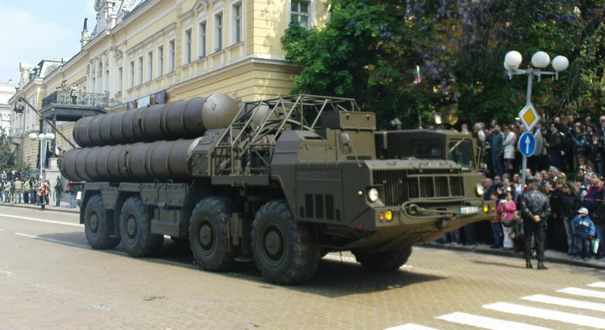 Бивш военен министър: Да дадем нашите С-300 на Украйна и да получим Patriot от САЩ