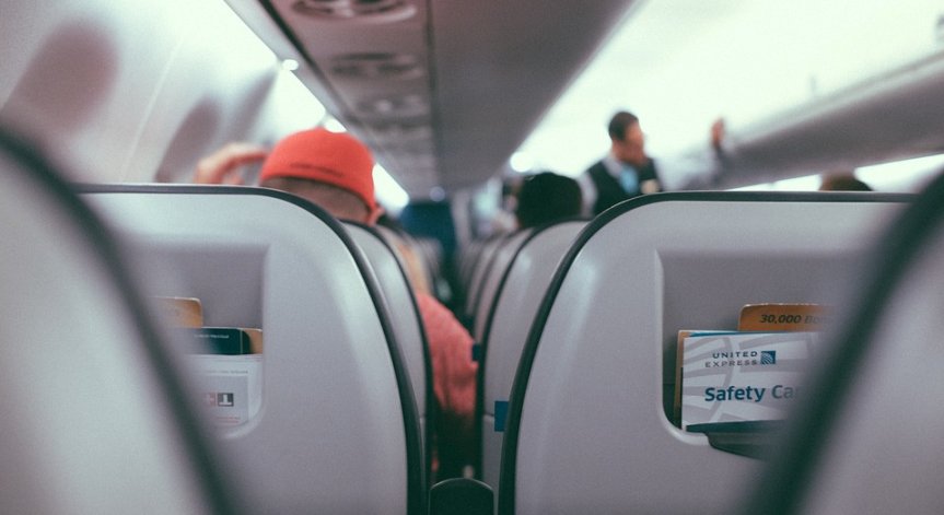 Авиокомпаниите са против споделянето на разходите за ваксинационните паспорти