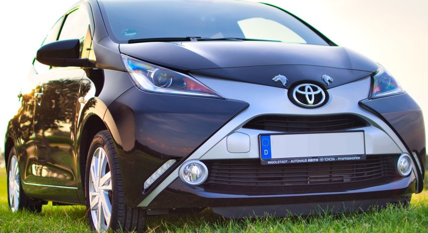 Toyota e лидер по продажби в света=