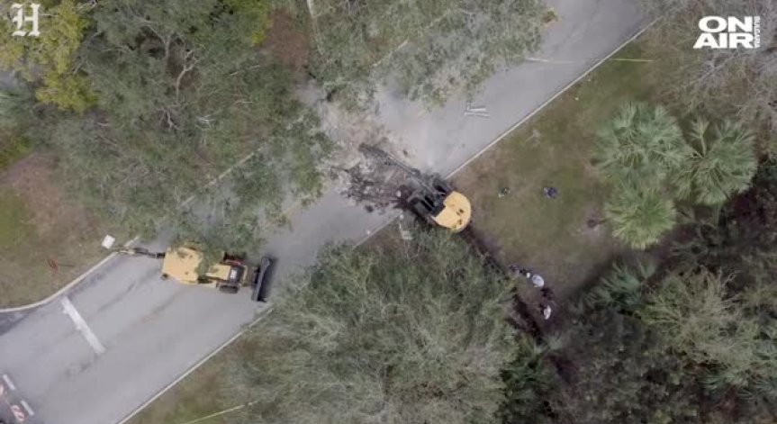 Дупка на пътя разкри опит за банков обир в Маями