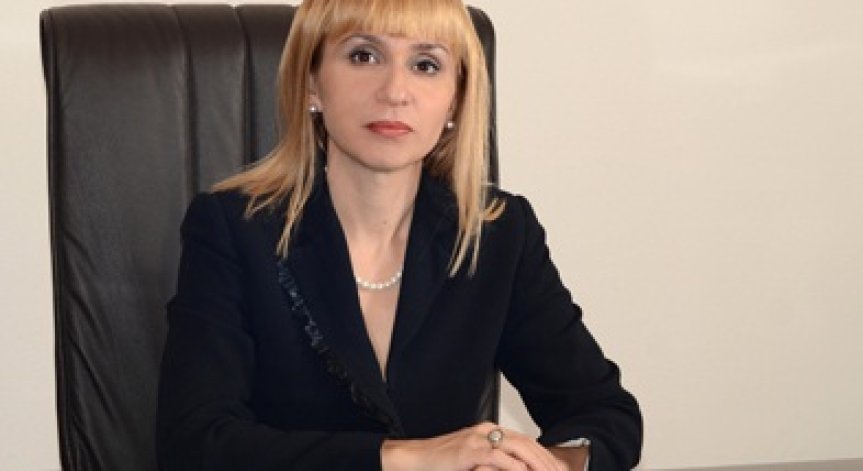 Агенцията по вписванията ще връща надвзети такси