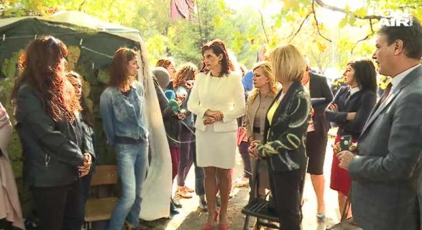 След блокажа на 