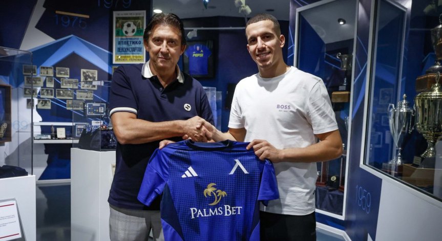 Левски се засилва с млад и доказан алжирски футболист.