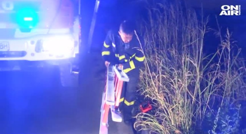 Младеж вися 4 часа върху греда заради опасно селфи