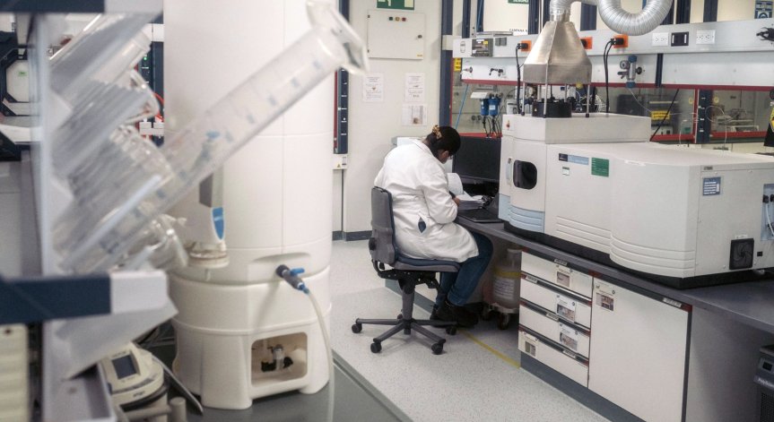 Пекин отрече Ковид-19 да е изтекъл от китайска биолаборатория