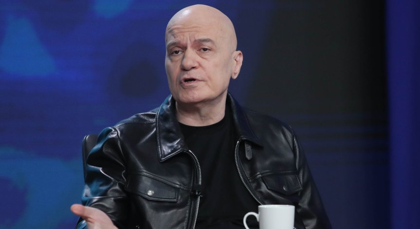 Трифонов с писмо до Демерджиев и Радев с настояване за отговори по случая 