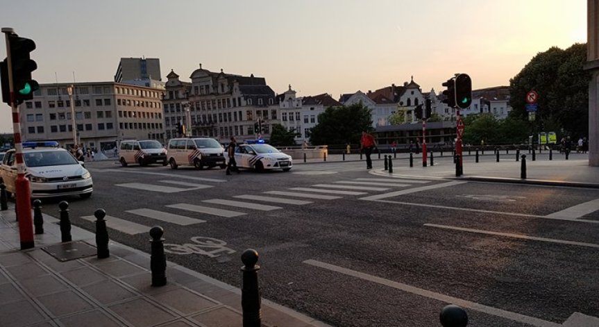 Белгийският премиер свиква Съвета за сигурност