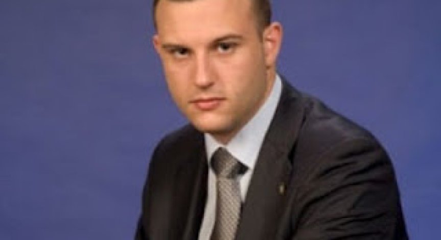Димитър Стоянов прави нова партия