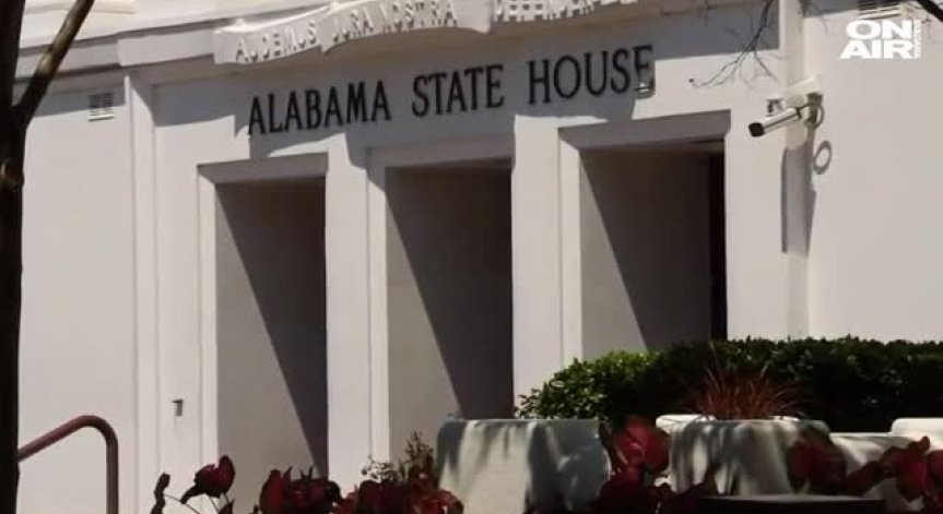 Абортите вече са официално забранени в щата Алабама