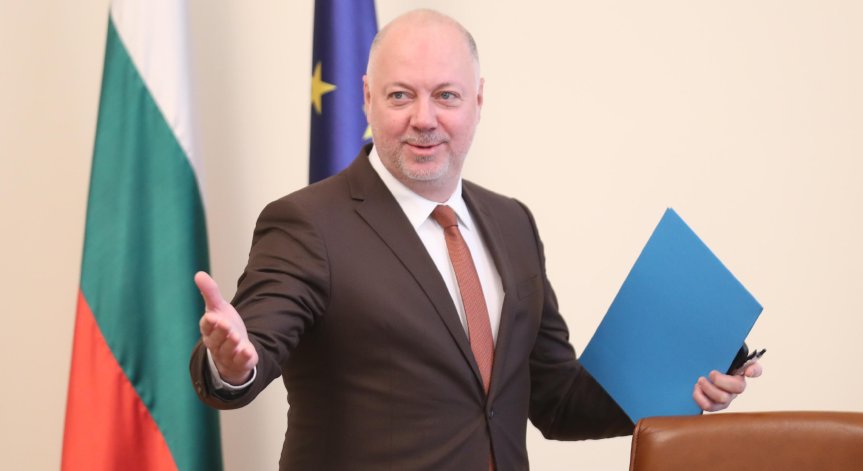 Желязков събира министрите след седмица бойкот в МС