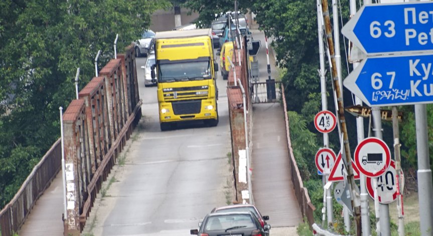Пътищата са в режим на зимно поддържане, АПИ отправи апел към шофьорите