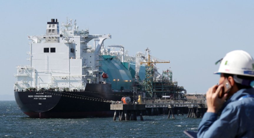 Рекорден спад при вноса на втечнен газ в Европа, стигна 20-месечно дъно