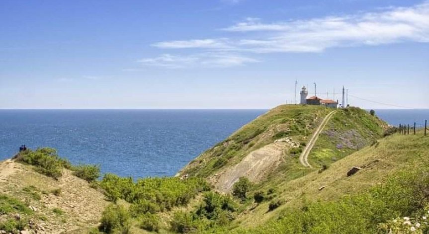 23-годишен моряк от търговски кораб изчезна край Емине