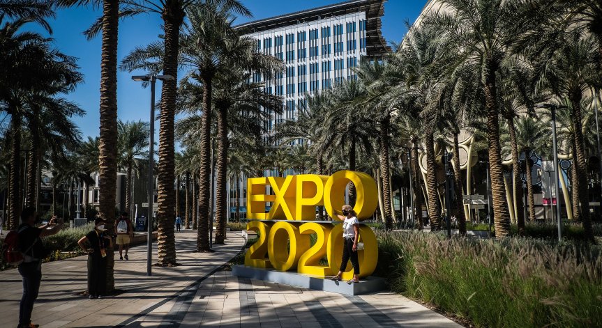 Прокуратурата проверява сигнала на Нинова за нарушения при участието ни в ЕКСПО 2020