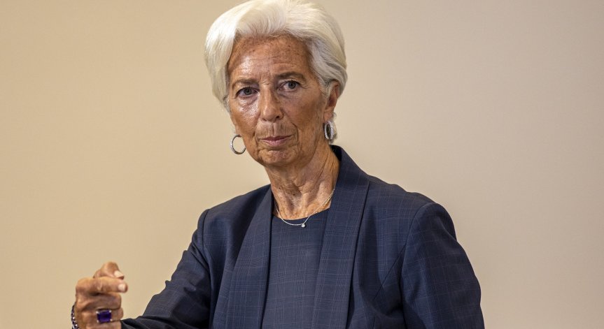 ЕЦБ ще продължи рекордното увеличаване на лихвите по заемите