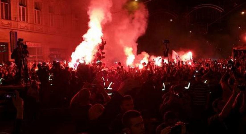 Луди празненства в Сараево за титла на юноши
