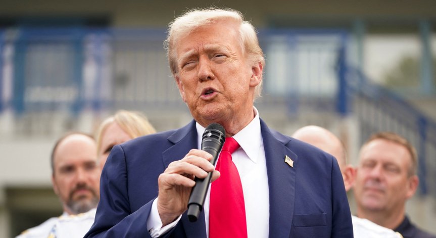 Думите на Тръмп хвърлиха сянка върху преговорите, които за И Дже Мьон са от голямо значение.