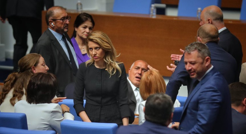 Партиите са се отказали да изпълняват основната си функция - да управляват.