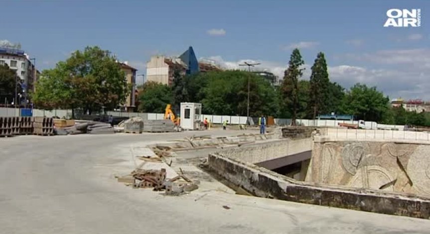 Фандъкова: Ремонтните дейности пред НДК вървят в срок