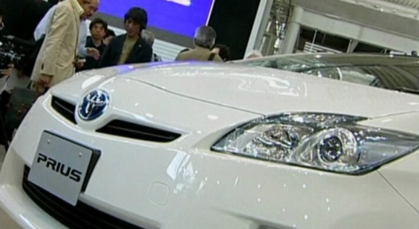 Toyota с рекорд за най-много произведени коли за година