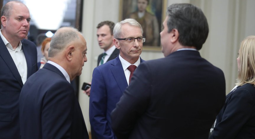 Акад. Денков: Преговорите с ГЕРБ-СДС не са размразени, чакам Габриел да ми звънне