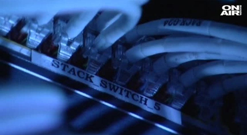 Руски агенти шпионирали кампанията на Макрон във Facebook