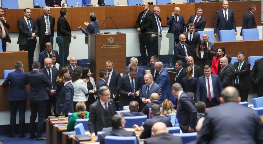 В декларацията се настоява за край на антибългарската кампания.