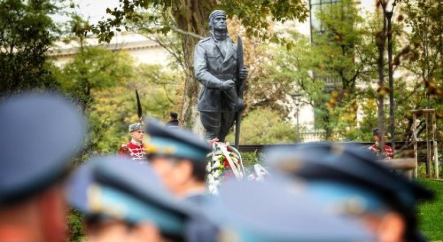 Проверяват под специален надзор смъртта на млад офицер в Пловдив