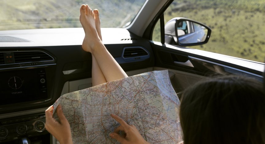 Възглавници се отварят с висока скорост при катастрофа.