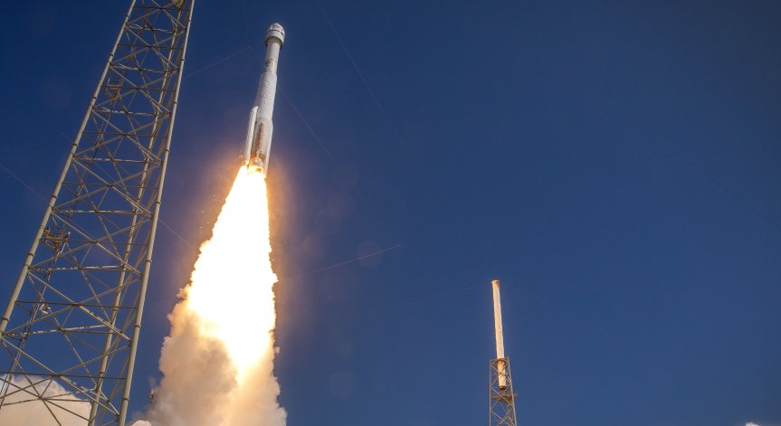 Теч на хелий наложи удължаване на космическата мисия на Starliner
