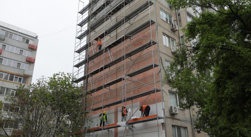 Над 175 млн. евро вече са изплатени за саниране на жилищни блокове по НПВУ