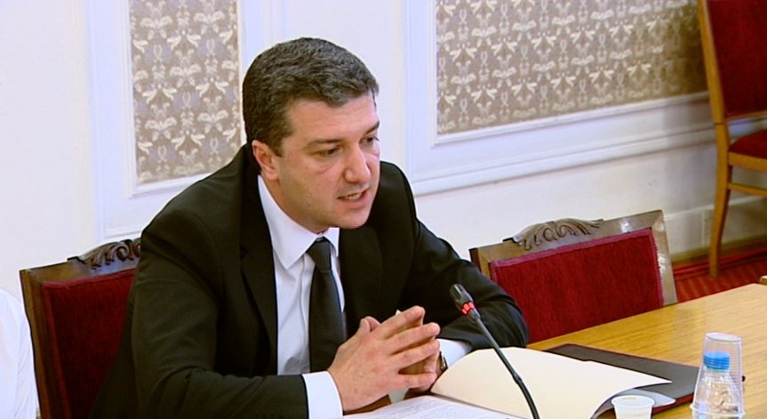 Стойнев: България ще пострада при санкции от ЕС към Русия