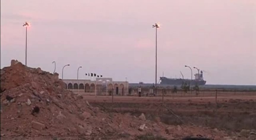 Либия поиска помощ в борбата с Ислямска държава