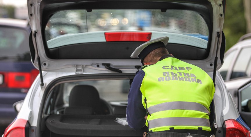 МВР хвана 12 пияни и 12 дрогирани шофьори само за ден