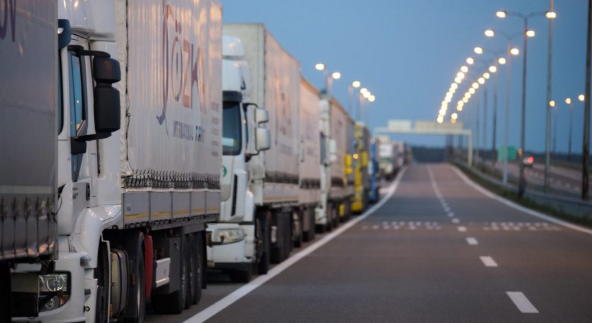 Засилен трафик и опашки на ГКПП на Хърватия със Словения и Сърбия   