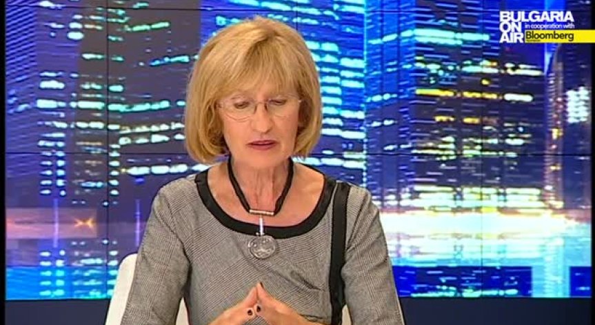 Анна Кръстева: Шумът, който нашите политици владеят, е на корупцията и скандала