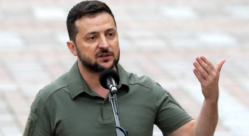 Зеленски: Невежите хора са по-лесни за манипулиране, търпят политиката на Русия и Иран