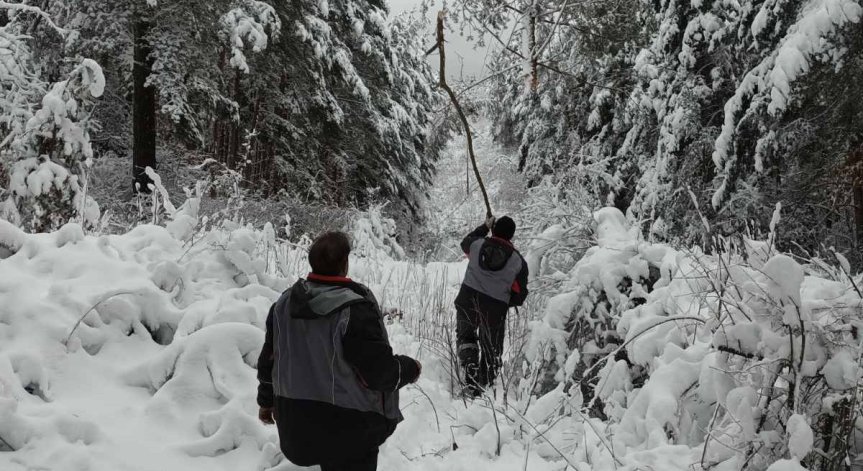 Близо 600 служители на ЕРМ Запад ще работят през нощта, за да отстранят авариите